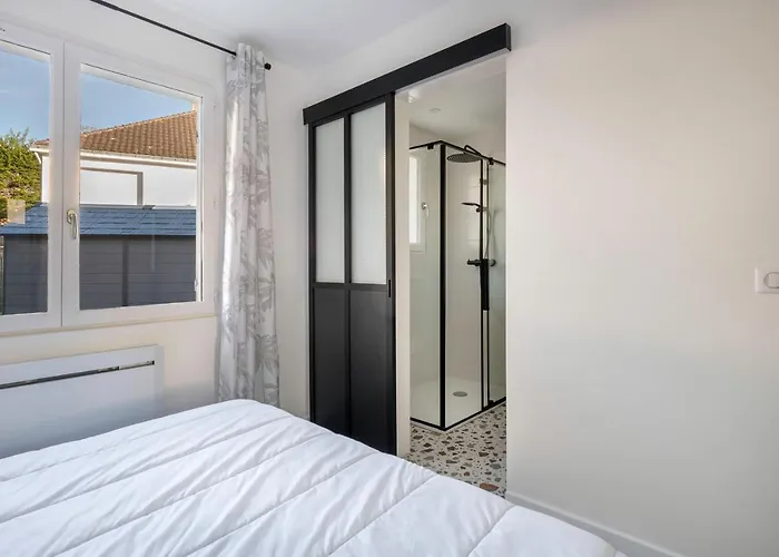 Belle Maison Pour 11 - Jardin - Detente *