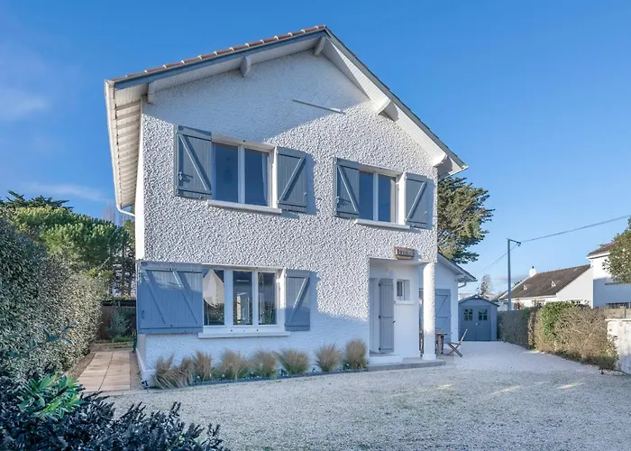 Holiday home Belle Maison Pour 11 - Jardin - Detente