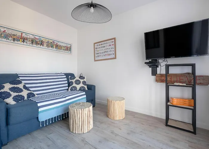 Holiday home Belle Maison Pour 11 - Jardin - Detente *